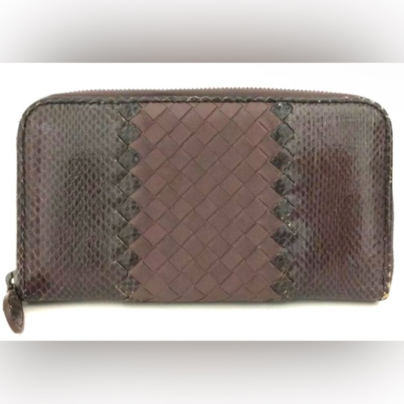 Bottega Veneta Intrecciato Lambskin Zip
Around Long Wallet EUC - Picture 1 of 8